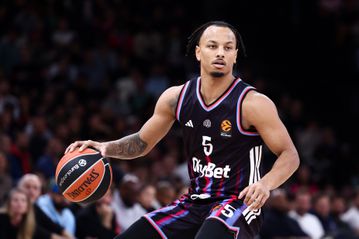 ΠΑΡΙ - ΒΑΛΕΝΘΙΑ