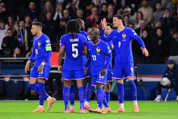 Η Γαλλία «πέταξε» για Μουντιάλ, η Αλβανία στα μπαράζ, σε αναμονή η Πορτογαλία