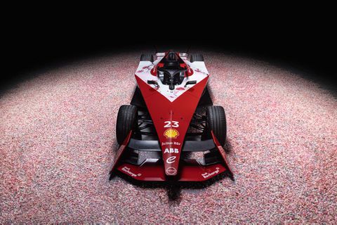 Όλα αλλάζουν στη Nissan Formula E Team