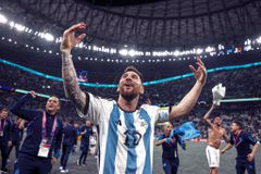 Λιονέλ Μέσι: Οι Αργεντινοί του έκαναν... πλάκα το 2018, τώρα τον αποθεώνουν (vid)