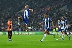 Διέλυσε τη Σαχτάρ με πεντάρα και προκρίθηκε η Πόρτο - Ιστορική νίκη για την Αντβέρπ!