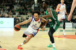 Με Λάρκιν η Εφές, με Αντετοκούνμπο ο Παναθηναϊκός - Οι 12άδες των ομάδων