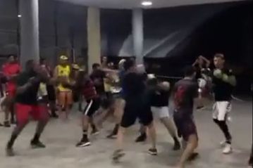 Απίστευτα πράγματα στη Βραζιλία: Ομάδα άνοιξε το προπονητικό κέντρο της για να παίξουν ξύλο οι οπαδοί