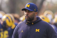 «Θα αυτοκτονήσω και εσύ θα βλέπεις»: Γυναίκα κατήγγειλε προπονητή, εκείνος απολύθηκε και... μπούκαρε σπίτι της