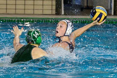 Η Βουλιαγμένη έχασε την κορυφή αλλά όχι και την πρόκριση στο LEN Champions League