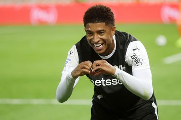 Άνετος ΟΦΗ «καθάρισε» τον Πανσερραϊκό με τριάρα στο Παγκρήτιο