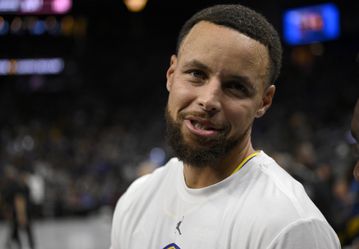 Νέο ιστορικό ρεκόρ για τον Στεφ Κάρι, άφησε πίσω του τον Μάικλ Τζόρνταν