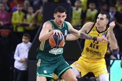 Η βαθμολογία της Stoiximan GBL μετά τη νίκη του Παναθηναϊκού επί της ΑΕΚ