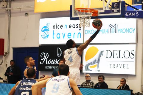 Η Μύκονος πήρε μεγάλη νίκη επί της Καρδίτσας με τρομερό Χέσον