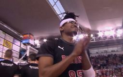 Ξέσπασε σε κλάματα ο Μονέκε στην αναμέτρηση της Μπασκόνια με τη Μανρέσα (vid)