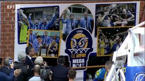 Η έκπληξη και η βράβευση του Χρήστου Σερέλη από το Λαύριο