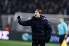 Ο Αλμέιδα υποχρεώθηκε Σάββατο πρωί, να αλλάξει το πλάνο του για την Τούμπα