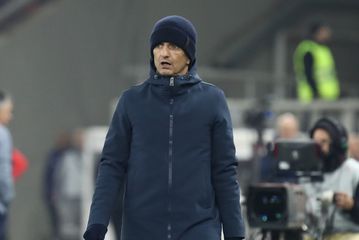 Λουτσέσκου: «Δεν έχουμε πετύχει τίποτα ακόμα, είναι νωρίς και για το πρωτάθλημα»