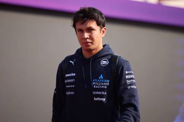 Ο Άλμπον περιμένει μια «αφύσικη» αλλαγή στη Formula 1 το 2026