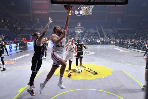 Βεζένκοφ: «Ήταν must win παιχνίδι - Η Euroleague είναι μαραθώνιος»