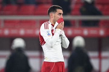 Πήρε την μπάλα και δεν ήξερε τι να την κάνει!