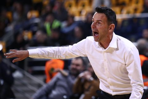 Έξαλλος ο Μίλιτσιτς: «Πρέπει να φύγεις αν δεν μπορείς να παλέψεις»