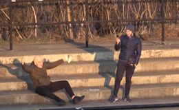 Αυτός είναι έρωτας για την ομάδα: Δύο οπαδοί στη Βουλγαρία ταξίδεψαν 100 χλμ. και έκαναν μόνοι τους κερκίδα (vid)