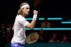 «Σίφουνας» Τσιτσιπάς στην πρεμιέρα του Ρότερνταμ