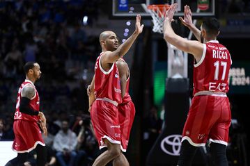 Η Αρμάνι ισοπέδωσε την Τρέντο και πέρασε στα ημιτελικά του Ιταλικού Κυπέλλου