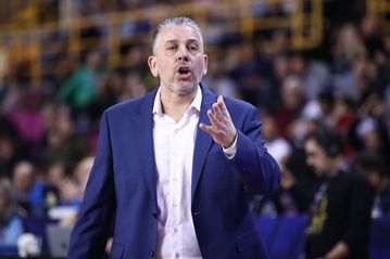 Παπαθεοδώρου: «Κάναμε μία σοβαρή προσπάθεια - Πάντα έχει κέρδη ο Προμηθέας» (vid)