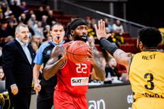 Το αποχαιρετιστήριο μήνυμα του Μπέβερλι στη Χάποελ: «Υπέροχη η πόλη, υπέροχος ο προπονητής»