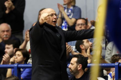 Ο Μονεμβασιώτης έδινε τον ρυθμό στην εξέδρα του Ηρακλή (vid)