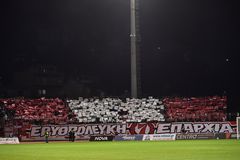 Βροντερό παρών στη Λιβαδειά από τους φίλους του Ολυμπιακού - Εντυπωσιακή ατμόσφαιρα (pics)