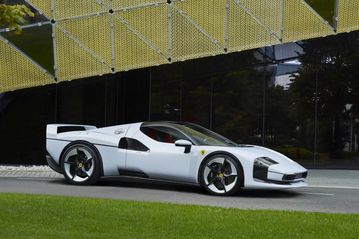 Ferrari: Χρονιά–ορόσημο με πέντε νέα μοντέλα