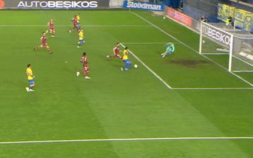 Ρόσα «σερβίρει», Μπάτζι «κερνάει» και προβάδισμα ξανά για τον Παναιτωλικό κόντρα στον Αστέρα AKTOR