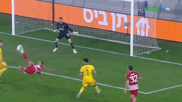 Ασύλληπτο ψαλιδάκι από τον Ελ Κααμπί για το 4-1 του Ολυμπιακού