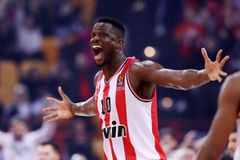 Φαλ: «Δεν θα έπαιρνα παίκτη από τον Ερυθρό Αστέρα - Είμαι ικανοποιημένος με αυτούς που έχουμε»