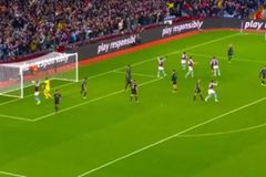 «Πάρτι» της Άστον Βίλα κόντρα στον Άγιαξ και θριαμβευτική πρόκριση - Στα προημιτελικά του Conference League Λιλ και Μπριζ