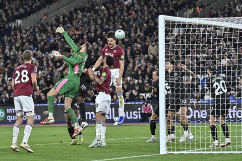 Ο Μαυροπάνος χάλασε την κούρσα της Μάντσεστερ Σίτι προς την κορυφή