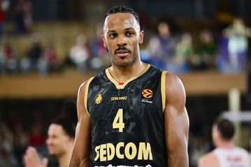 Υπεράσπιση από Μπλόσομγκεϊμ σε Γιουρτσεβέν