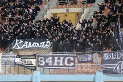 Πανό των οπαδών του ΟΦΗ για τον δολοφονηθέντα φίλο του ΠΑΟΚ (pic)