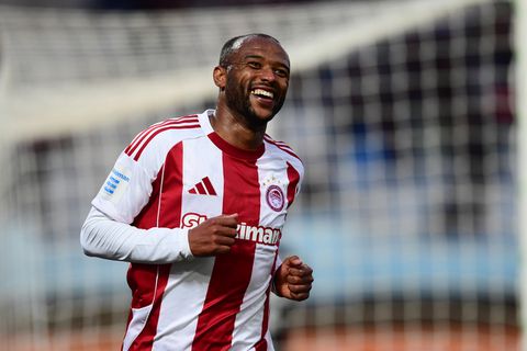 «Ερυθρόλευκη» απόδραση από την Κρήτη με... ανανεωμένο Ελ Κααμπί