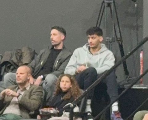 Στο κλειστό του Αγίου Θωμά για το Μαρούσι - Περιστέρι οι Αθηναίου και Σαμοντούροφ (vid)