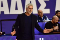 Ζιάγκος για τον λόγο της ήττας της Μυκόνου: «Αβίαστα λάθη, που προκλήθηκαν από δυνατές επαφές»