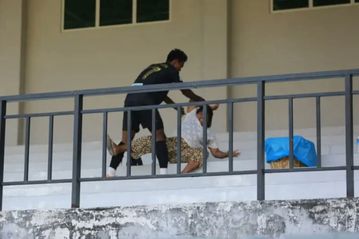 Σκάνδαλο στη Μιανμάρ: Ο αρχηγός της εθνικής ομάδας χτύπησε γυναίκα οπαδό και ο διαιτητής δεν τον απέβαλε