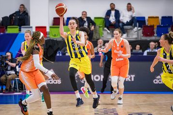 Η Φενέρμπαχτσε απέκλεισε τη Σκίο των Δικαιουλάκο και Πρέκα και περιμένει αντίπαλο στον τελικό της Euroleague Women