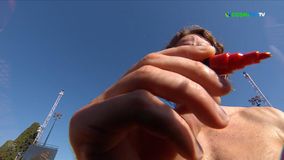 «Έγραψε» ο Στέφανος Τσιτσιπάς: Το μήνυμά του στην κάμερα μετά τη νίκη επί του Ρουντ (vid)