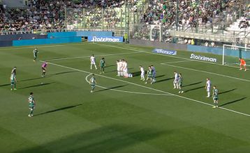 Η γκολάρα του Μπερνάρ με απευθείας εκτέλεση φάουλ για την ολική ανατροπή του Παναθηναϊκού