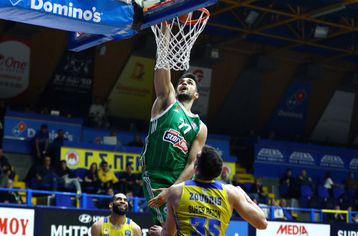 Ο Παναθηναϊκός «σκούπισε» το Περιστέρι με σούπερ Γιουρτσεβέν και έκοψε εισιτήριο για τα ημιτελικά