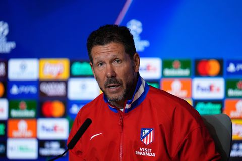 H απάντηση του Σιμεόνε στον Γιαμάλ - «Μπορεί να παίξει τένις αν θέλει ένας εναντίον ενός»