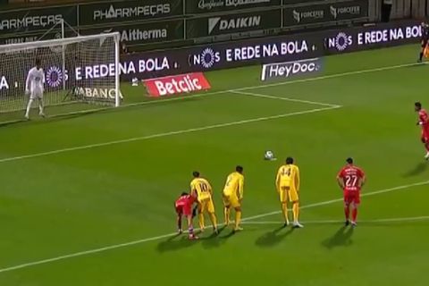 Νέος κανονισμός για τα πέναλτι εφαρμόστηκε στην Πορτογαλία (vid)