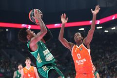 Η Βαλένθια επιβράβευσε με πολυετή ανανέωση παίκτη - κλειδί