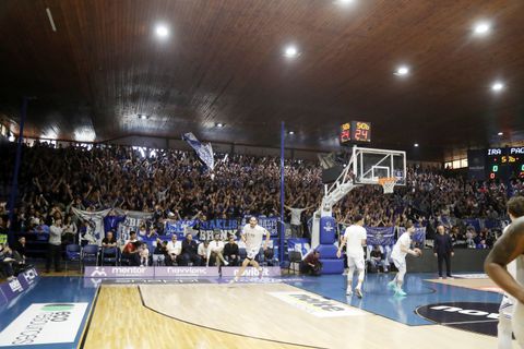 Εξαφανίστηκαν σε 8 ώρες τα εισιτήρια για το ντέρμπι Ηρακλής - ΠΑΟΚ