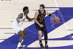 «Playoffs με ρίσκο»: Tι σκέφτονται οι Λέικερς για Ντόντσιτς