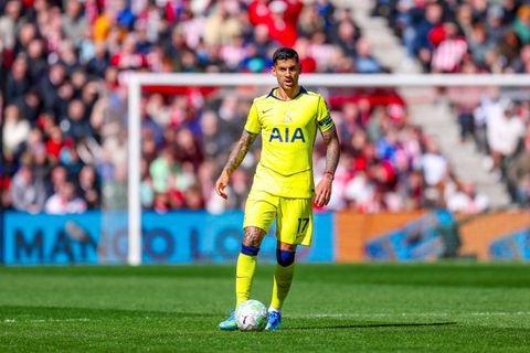 «Καλή επιτυχία στην Τσάμπιονσιπ»: Οπαδός πέτυχε τον Ρομέρο στον δρόμο και τον... τρόλαρε για την Τότεναμ